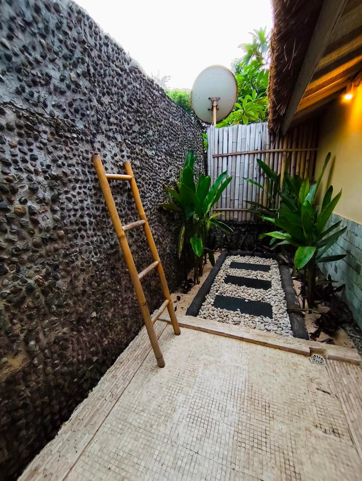 Villa Ibu 吉利特拉旺安 外观 照片