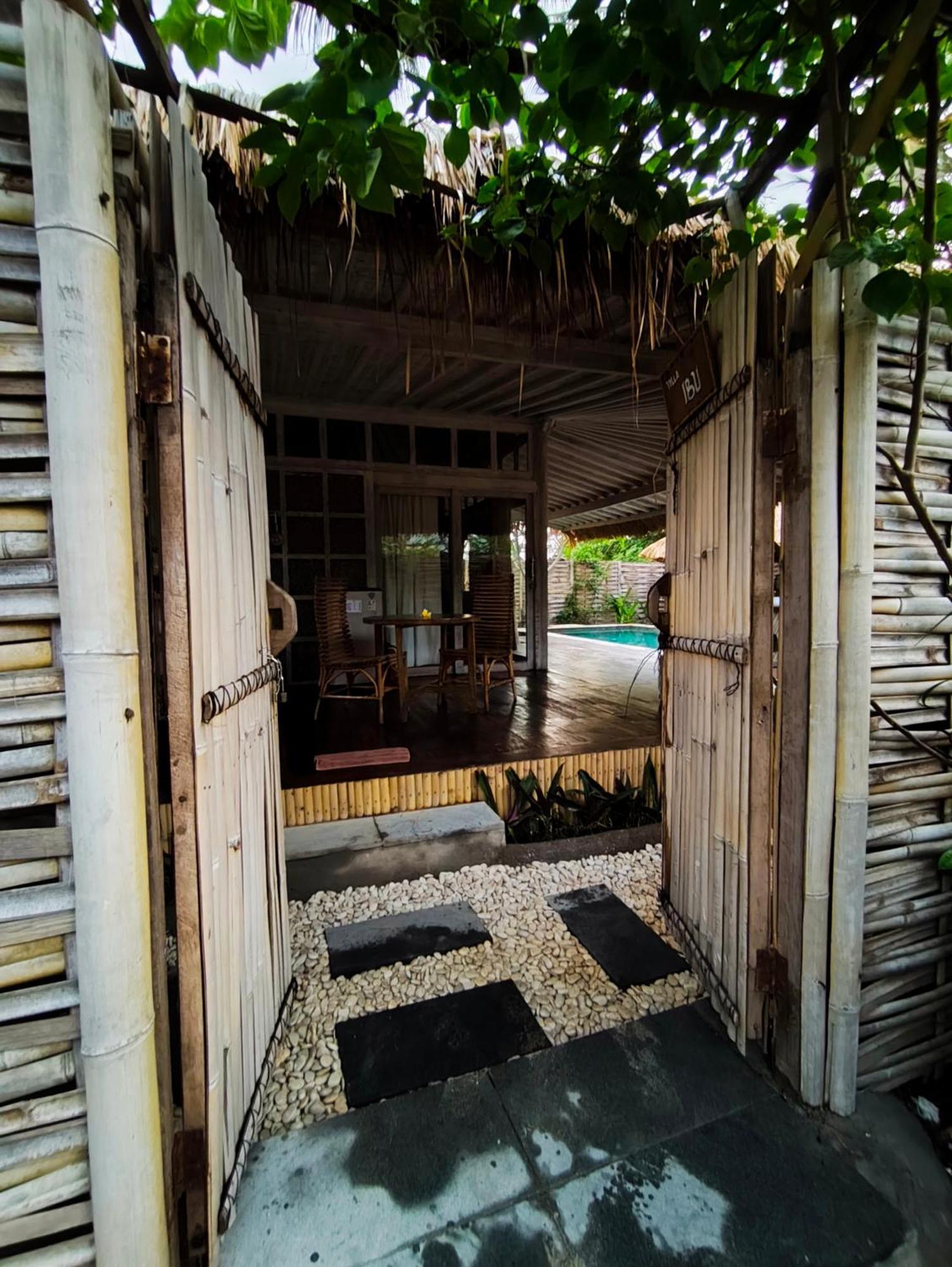 Villa Ibu 吉利特拉旺安 外观 照片